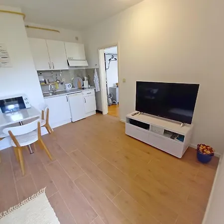 Apartment Fuer 3 Personen Ca 33 M In Pula, Istrien Und Umgebung Pula